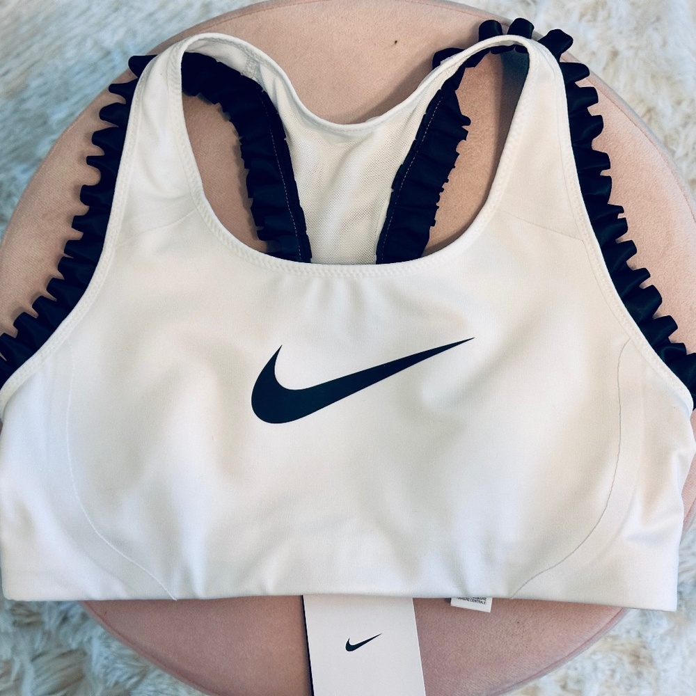 NWT! Embellished Women's Nike Support Sports Bra. White with black ruffles.
